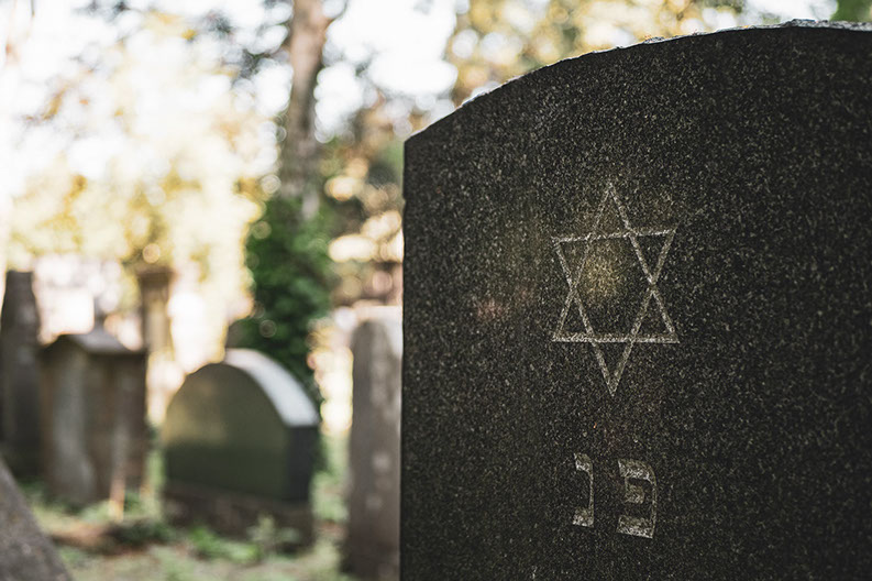 Hebrew Memorials located in Victor and Honeoye, NY